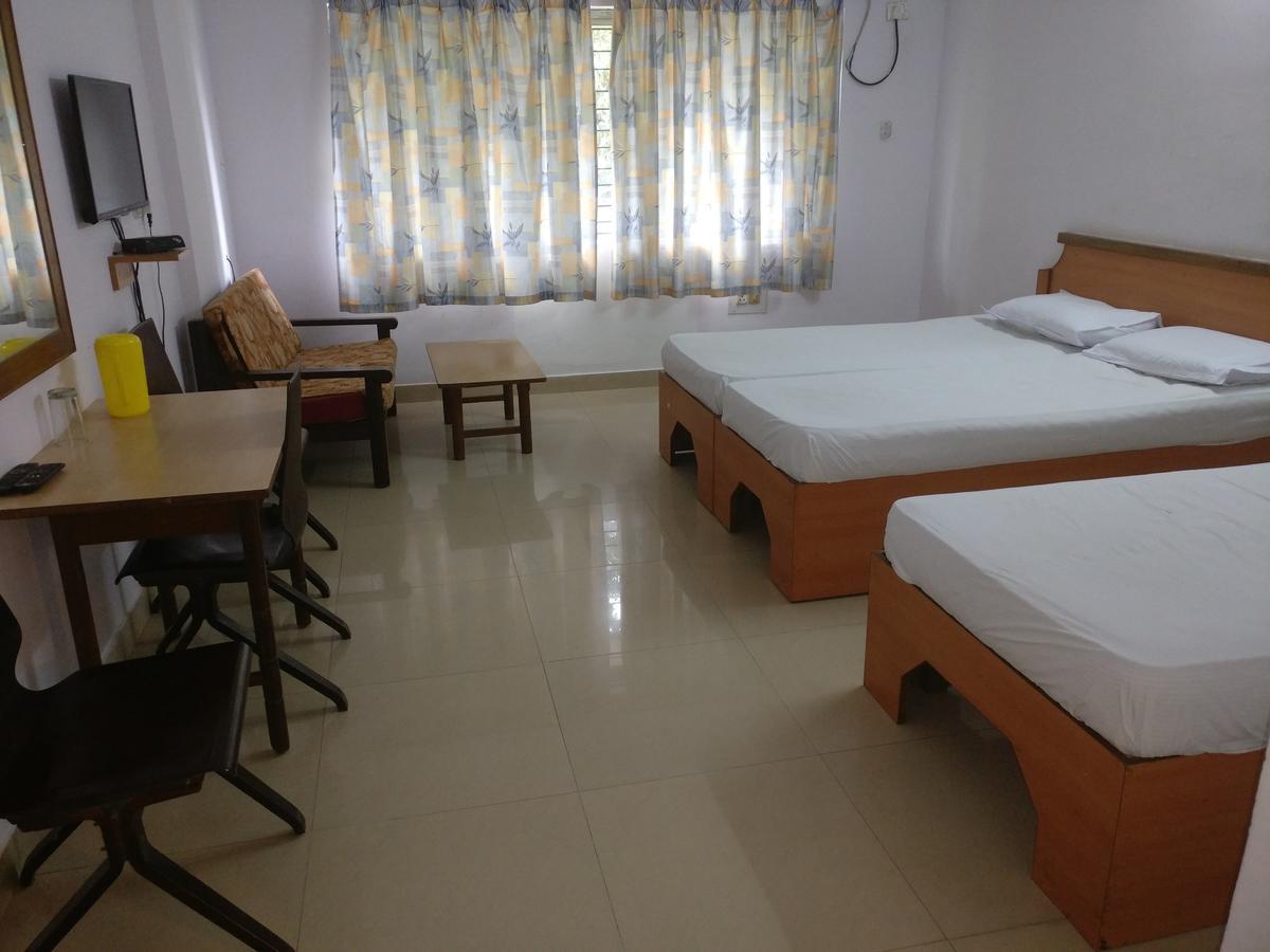 Hotel Surya Mangalore Luaran gambar
